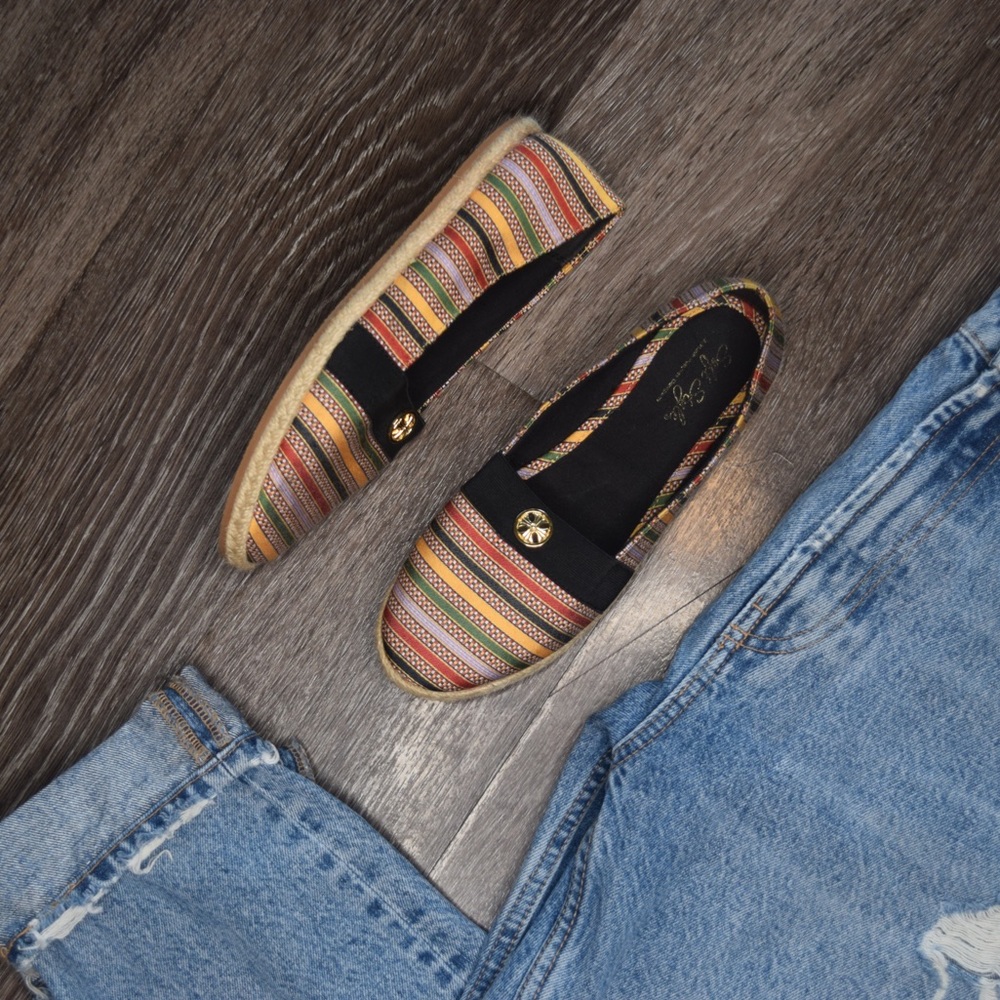 Woman’s Sneakers Size 6 1/2